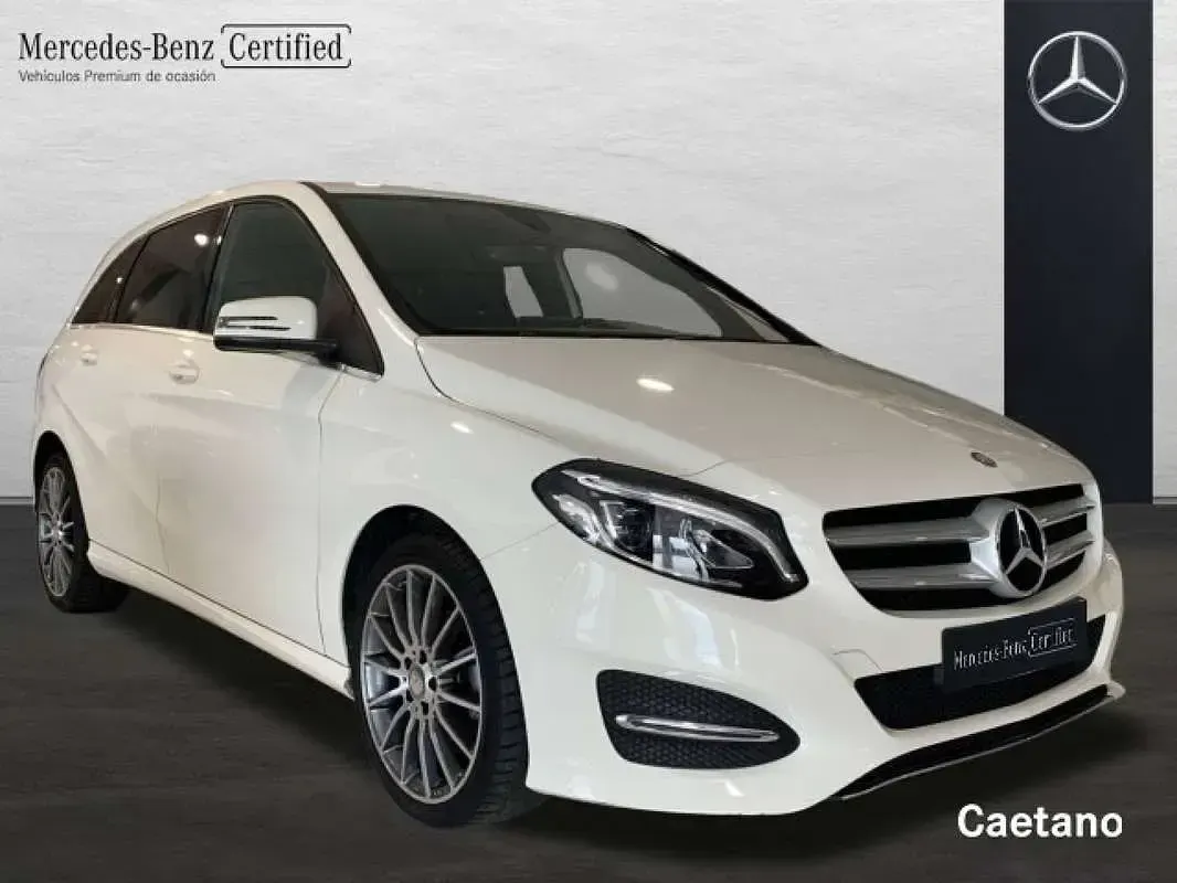 Usado Mercedes B180 116 CV (85 kW) 2016 Blanco Utilitario