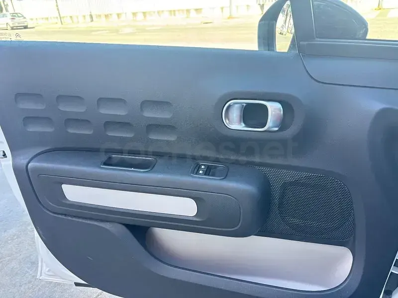 Usado Citroën C3 Feel 102 CV (75 kW) 2020 Blanco Utilitario