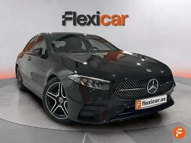 Usado Mercedes A250 218 CV (160 kW) 2023 Negro Berlina