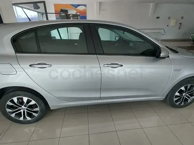 Usado Fiat Tipo City Life 130 CV (95 kW) 2022 Gris / plata Berlina