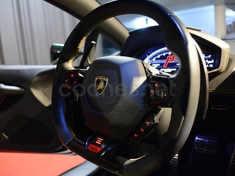 Usado Lamborghini Huracán 640 CV (470 kW) 2020 Verde Coupe