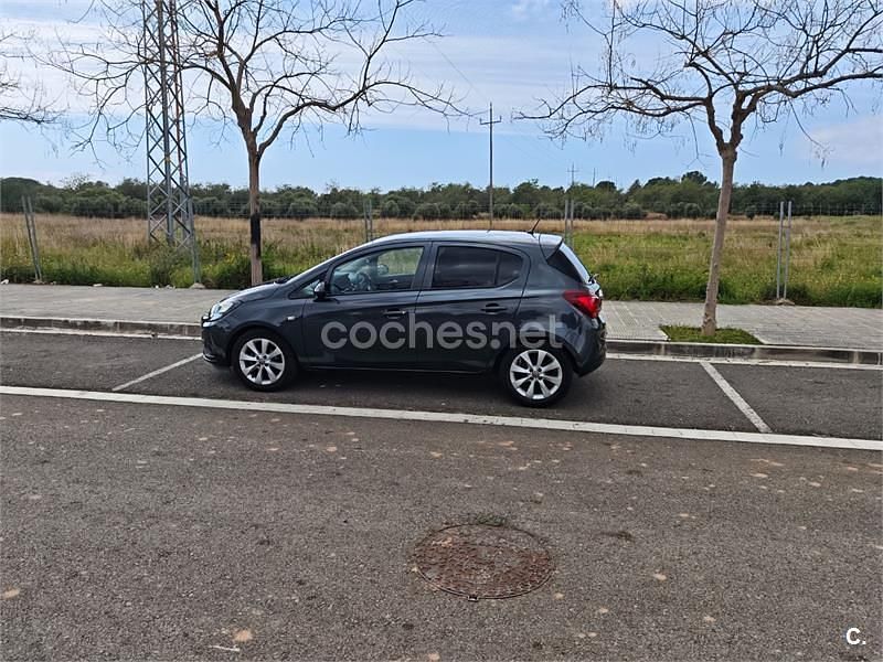 Usado Opel Corsa Business 90 CV (66 kW) 2018 Negro Utilitario
