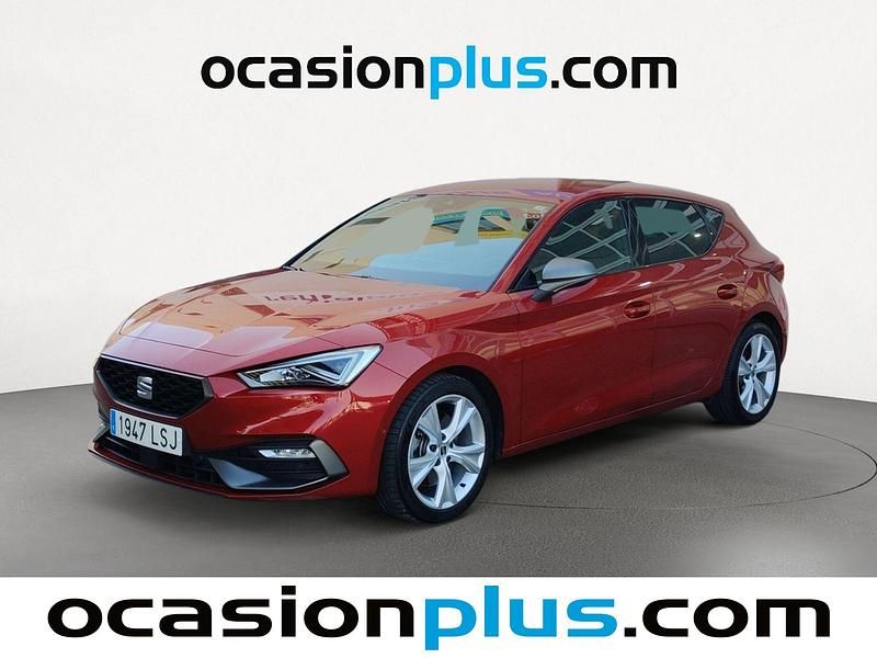 Rojo Usado 2021 Seat Leon FR Utilitario | 19.991 € (Precio justo) - Imagen 1/4