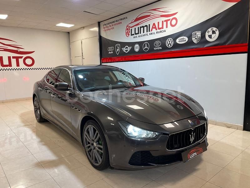 Usado Maserati Ghibli 275 CV (202 kW) 2014 Gris / plata Berlina