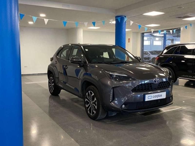 Occasion Toyota Yaris Cross Business Edition 116 PK (85 kW) 2022 Grijs SUV