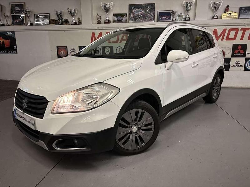 Blanco Usado 2014 Suzuki SX4 S-Cross SUV | 7450 € - Imagen 1/4