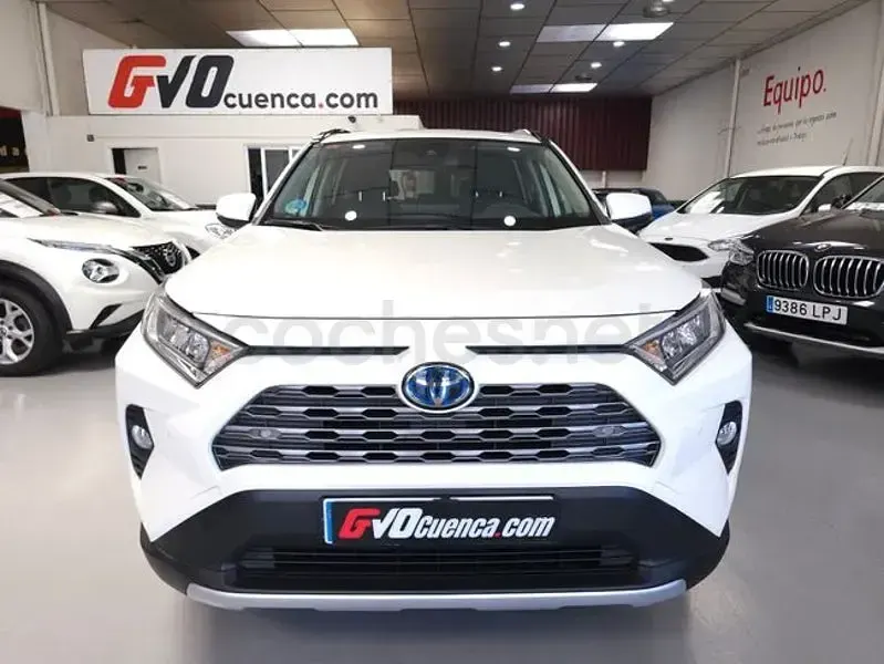 Usado Toyota RAV4 Hybrid Advance 218 CV (160 kW) 2021 Blanco SUV