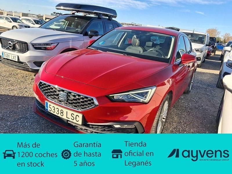 Usado Seat Leon XCELLENCE 150 CV (110 kW) 2021 Rojo Utilitario