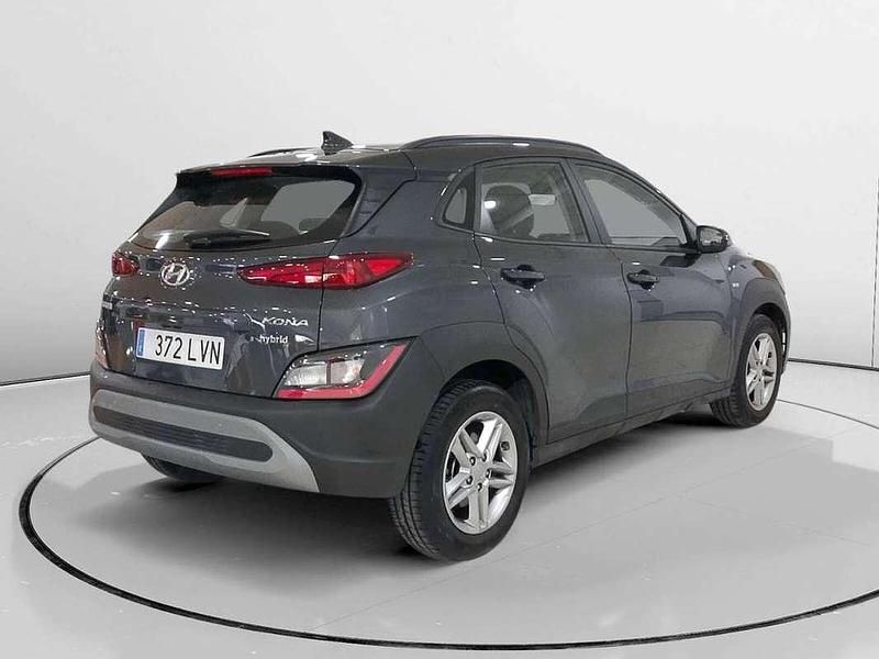 Usado Hyundai Kona 120 CV (88 kW) 2021 Gris SUV