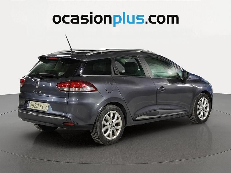Usado Renault Clio Zen 90 CV (66 kW) 2018 Gris Familiar