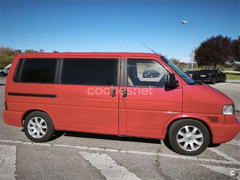 Usado VW Multivan Allstar 110 CV (80 kW) 1997 Rojo Monovolumen