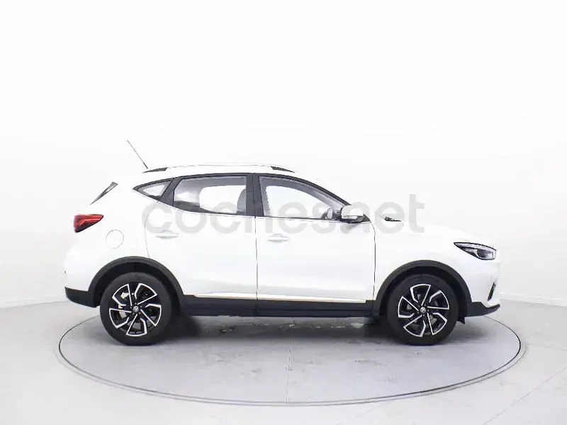 Usado MG ZS Luxury 106 CV (77 kW) 2025 Blanco SUV