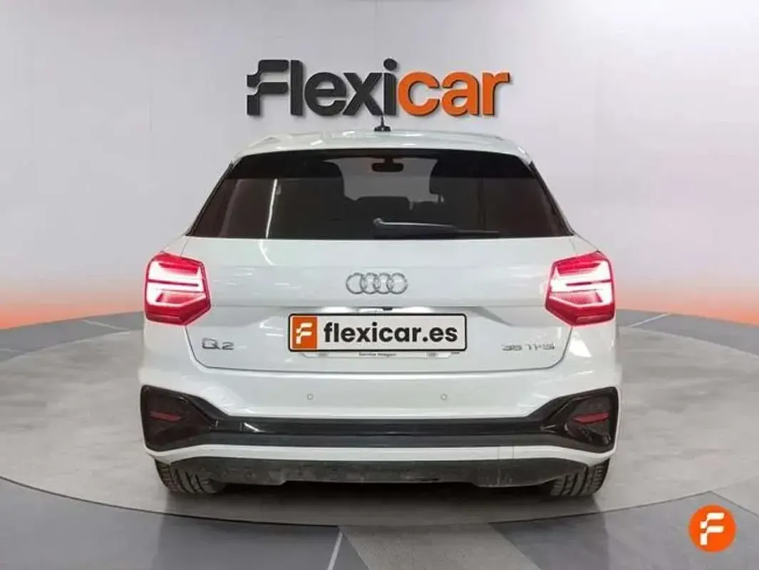 Usado Audi Q2 Advanced Plus 150 CV (110 kW) 2021 Blanco SUV