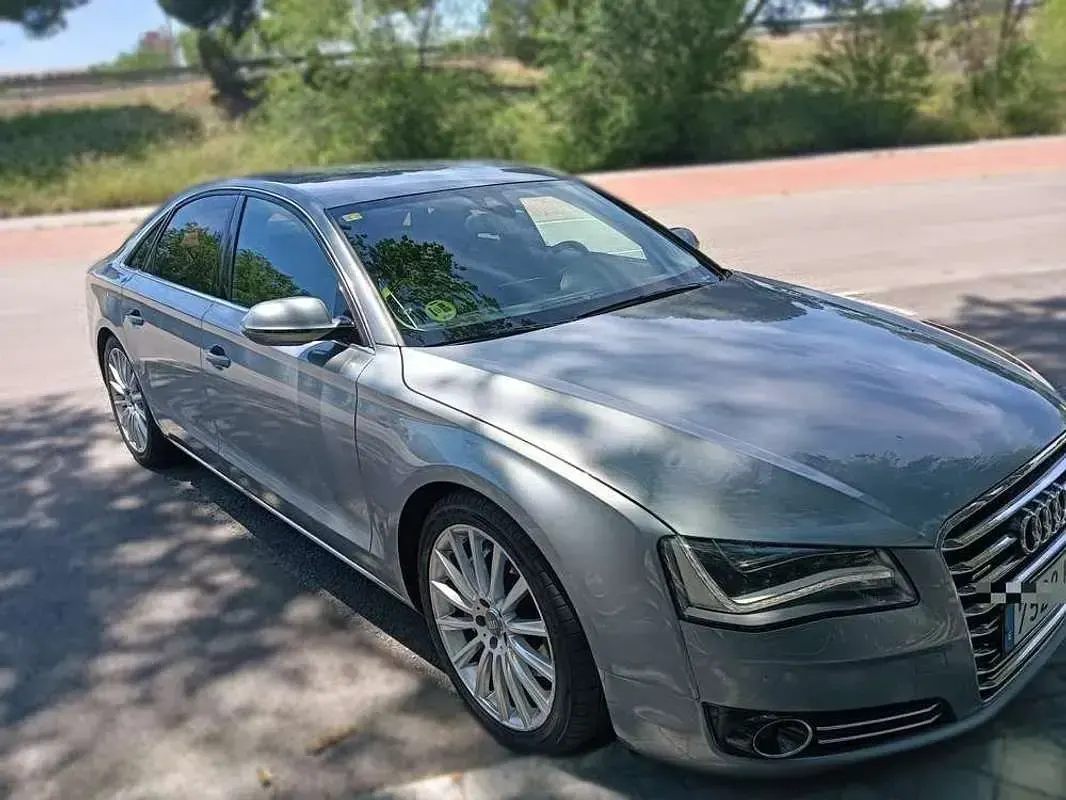 Usado Audi A8 Premium 250 CV (183 kW) 2011 Gris Berlina
