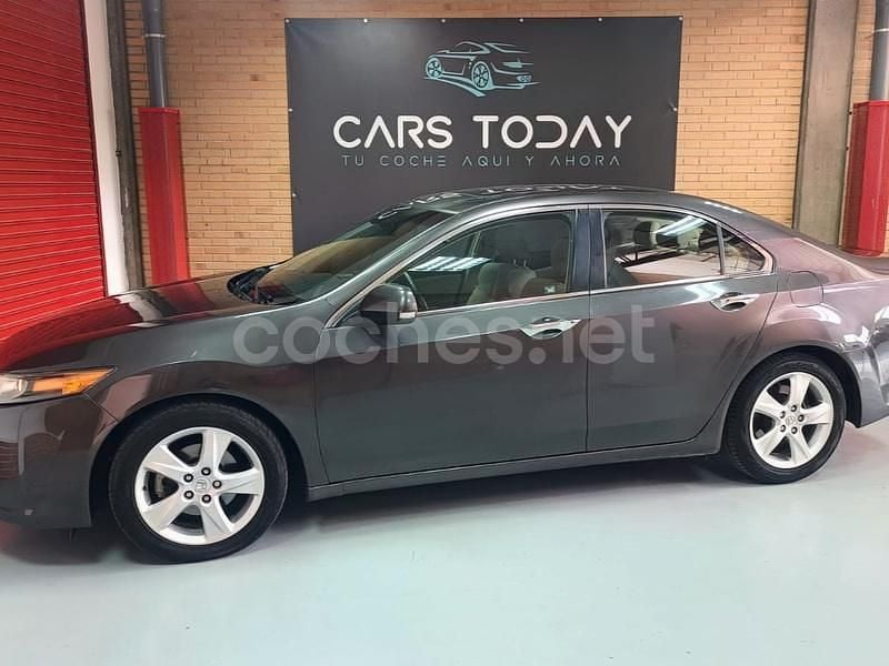 Usado Honda Accord Executive 150 CV (110 kW) 2008 Marrón Berlina