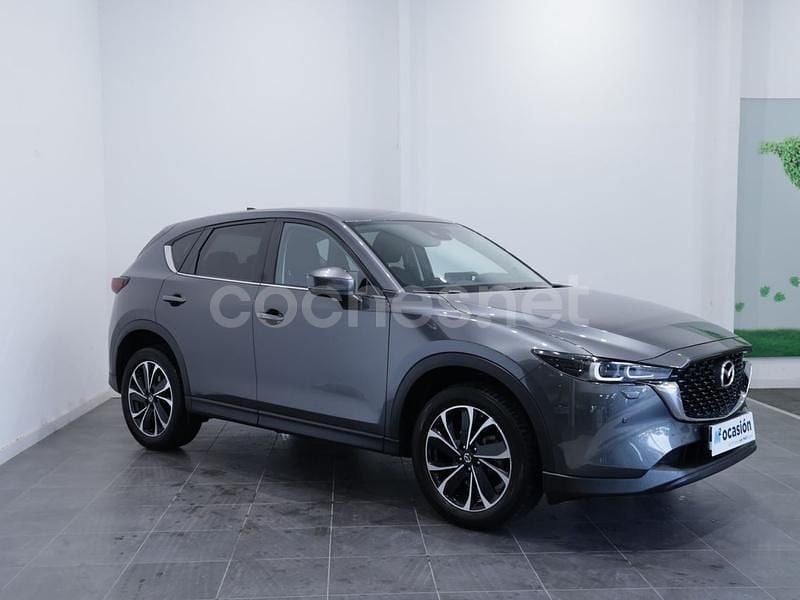 Usado Mazda CX-5 Ad'Vantage 165 CV (121 kW) 2023 Gris / plata SUV