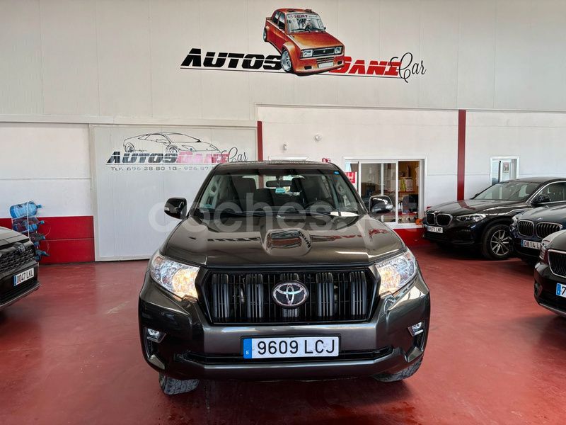 Verde Usado 2020 Toyota Land Cruiser SUV | 39.990 € (Precio justo) - Imagen 1/4