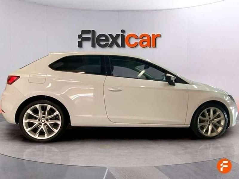 Usado Seat Leon SC FR 150 CV (110 kW) 2018 Blanco Utilitario