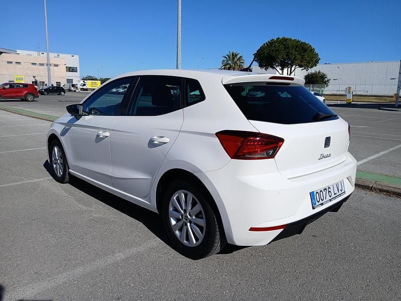 Usado Seat Ibiza Style 110 HP (80 kW) 2021 Branco Citadino