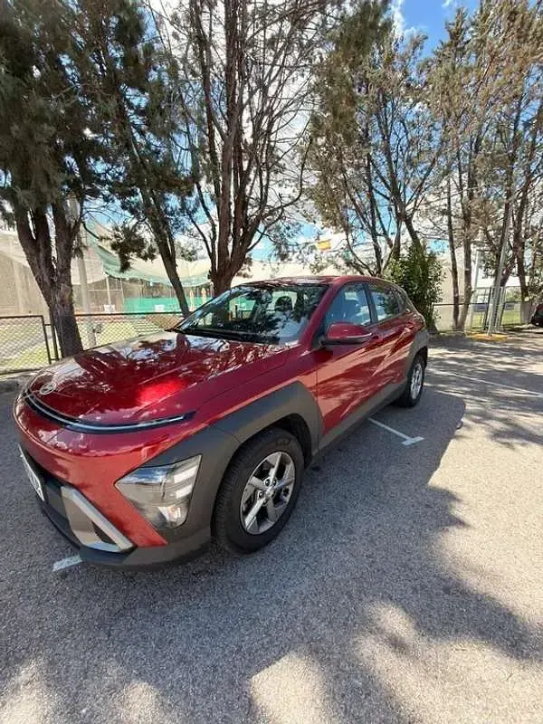 Usado Hyundai Kona 120 CV (88 kW) 2023 Rojo SUV