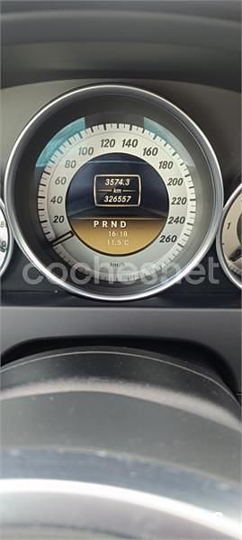 Usado Mercedes C220 Elegance 170 CV (125 kW) 2011 Negro Familiar