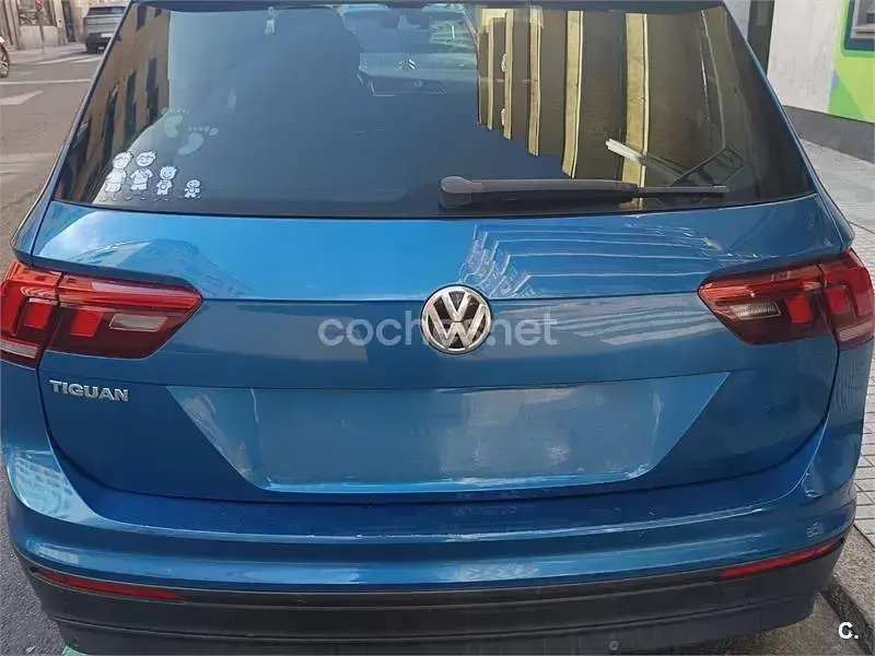 Usado VW Tiguan Advance 150 CV (110 kW) 2018 Azul SUV