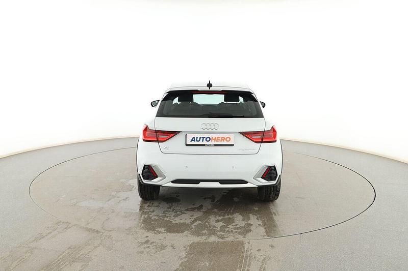 Usado Audi A1 110 CV (80 kW) 2022 Blanco Berlina