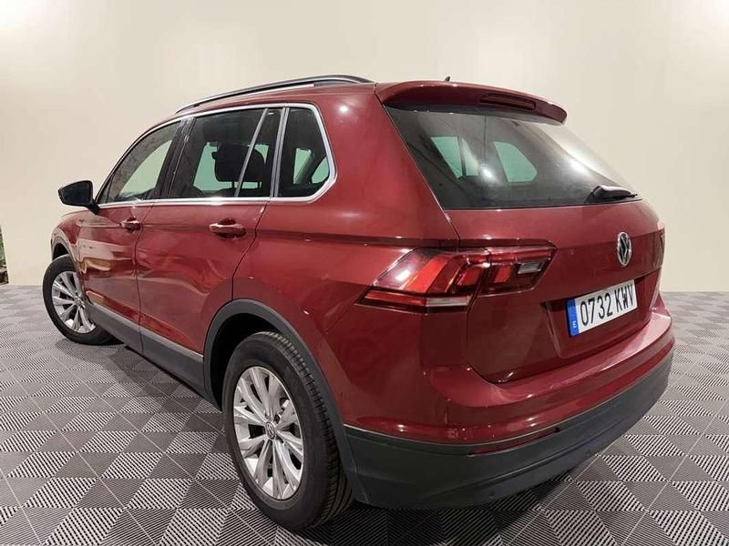 Używany VW Tiguan Advance 150 KM (110 kW) 2019 Czerwony SUV