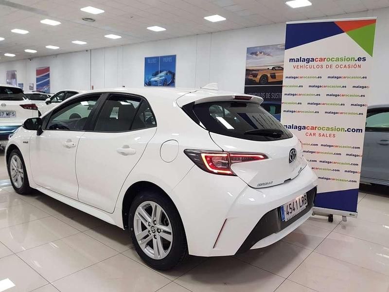 Usado Toyota Corolla Active 122 CV (89 kW) 2021 Blanco Utilitario