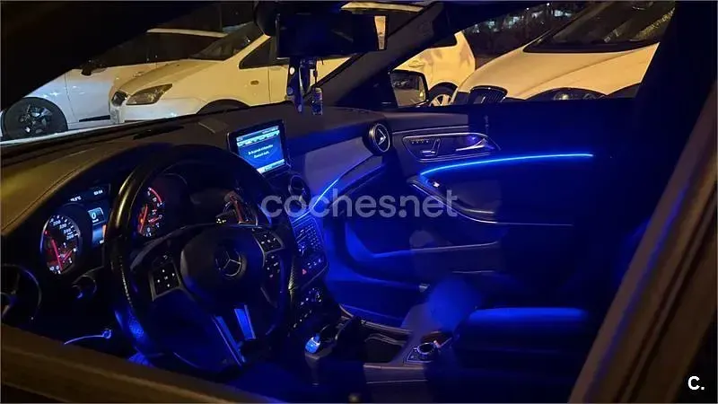Usado Mercedes CLA220 AMG line 177 CV (130 kW) 2015 Negro Berlina