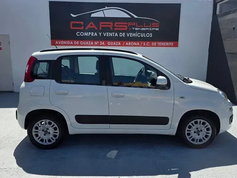 Usado Fiat Panda Lounge 69 CV (50 kW) 2019 Blanco Utilitario