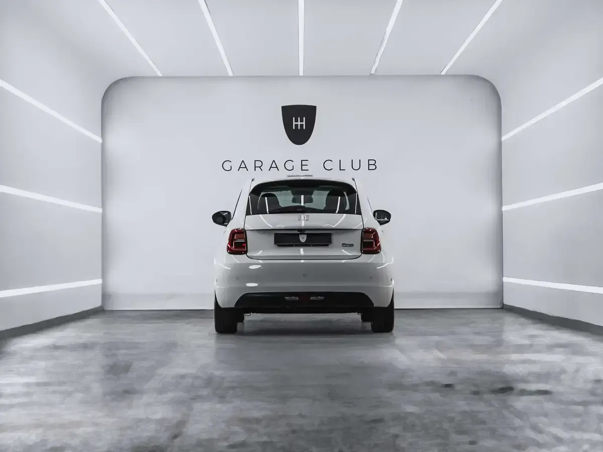 Usado Fiat 500e 86 kW (118 CV) 2024 Blanco Berlina