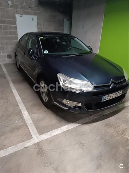 Usado Citroën C5 140 CV (102 kW) 2010 Azul Berlina