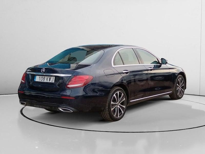 Usado Mercedes E300 306 CV (225 kW) 2019 Azul Berlina