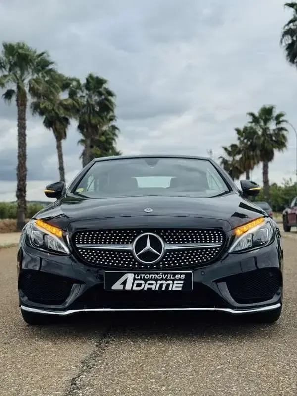 Usado Mercedes C220 170 CV (125 kW) 2017 Negro Descapotable