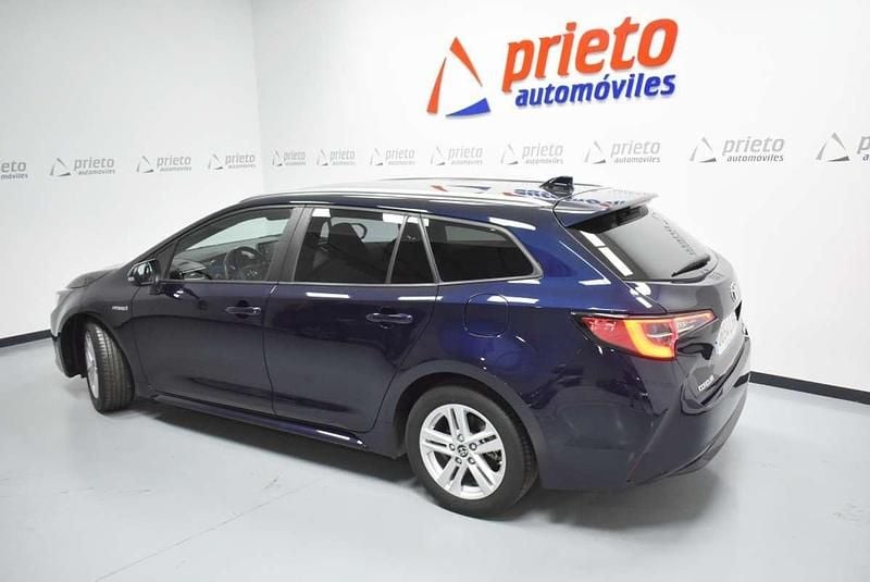 Usado Toyota Corolla Active 122 CV (89 kW) 2022 Azul Familiar