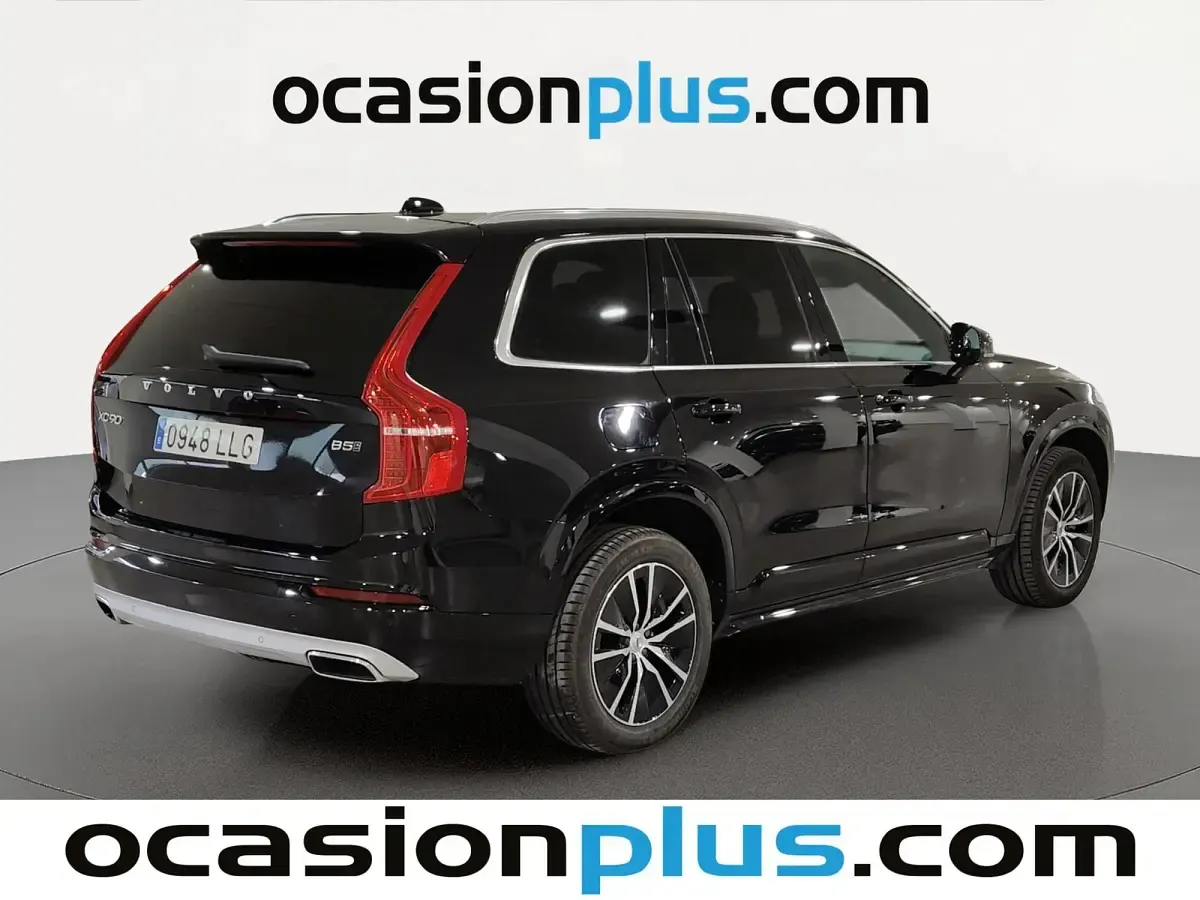 Usado Volvo XC90 Momentum 250 CV (183 kW) 2020 Negro SUV
