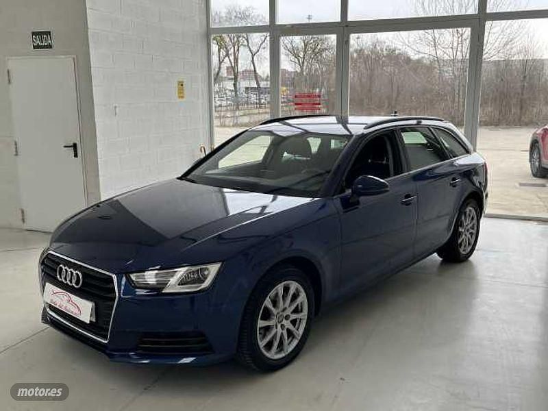 Usado Audi A4 Advanced 150 CV (110 kW) 2018 Azul Familiar
