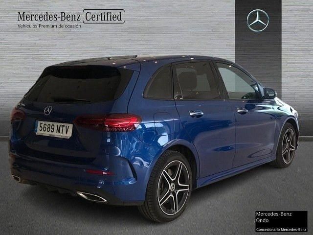 Usado Mercedes B250e AMG line 218 CV (160 kW) 2024 Azul Monovolumen