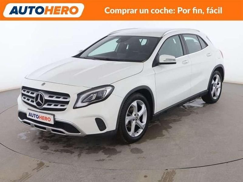 Usado Mercedes GLA200 Urban 136 CV (100 kW) 2018 Blanco SUV