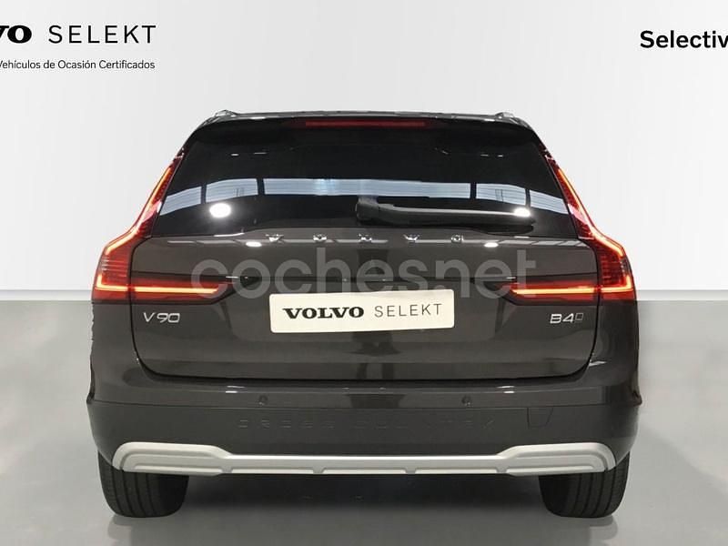 Usado Volvo V90 CC Ultimate 197 CV (144 kW) 2023 Gris / plata Familiar