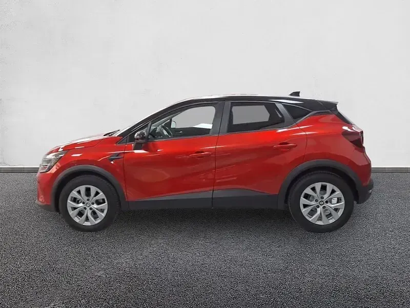 Usado Renault Captur Intens 145 CV (106 kW) 2022 Rojo SUV