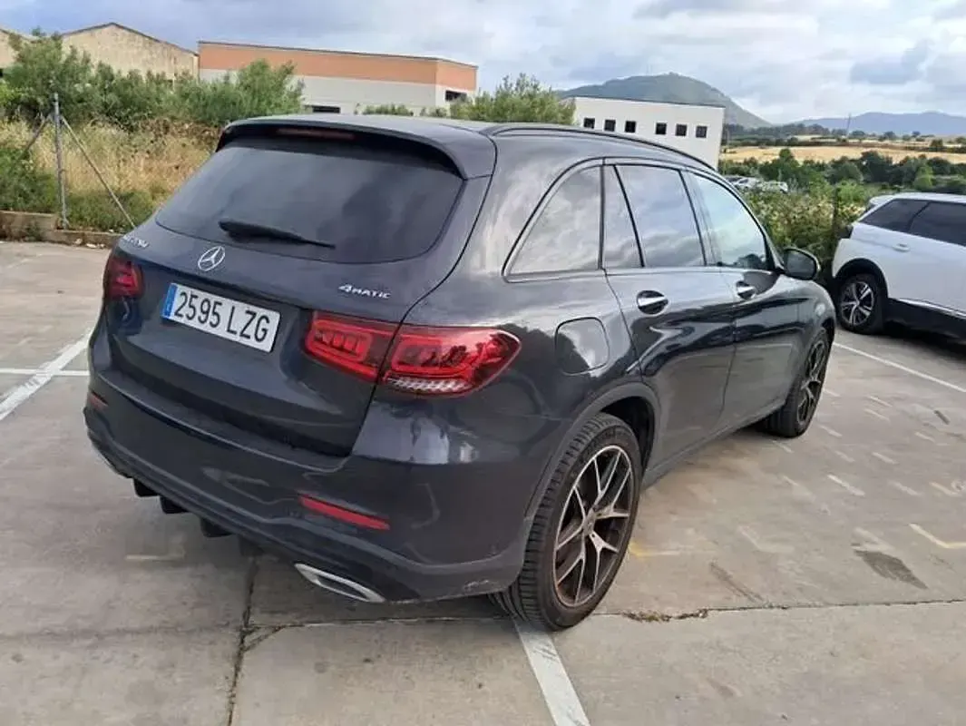 Usado Mercedes GLC220 194 CV (142 kW) 2022 Gris SUV