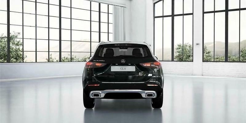 Nuevo Mercedes GLA250 218 CV (160 kW) 2025 Negro SUV