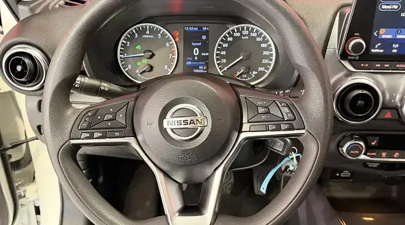 Usado Nissan Juke Acenta 140 CV (102 kW) 2022 Sapporo white (sólido) SUV