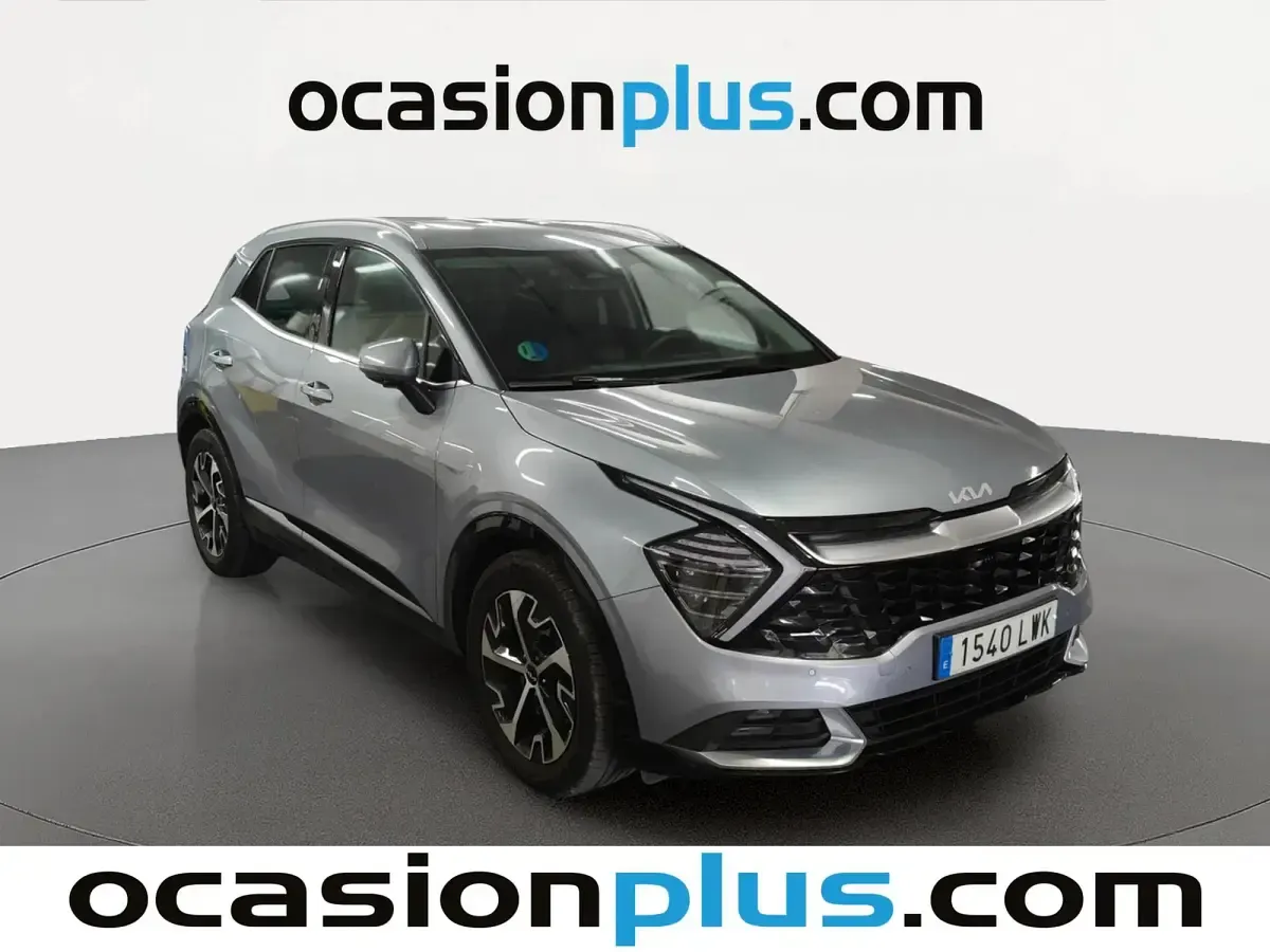 Usado Kia Sportage 150 CV (110 kW) 2022 Gris plata SUV