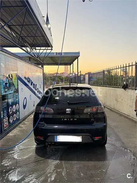 Usado Seat Ibiza FR 130 CV (95 kW) 2007 Negro Utilitario