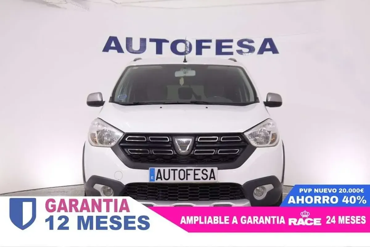 Usado Dacia Lodgy Stepway 131 CV (96 kW) 2020 Blanco Monovolumen