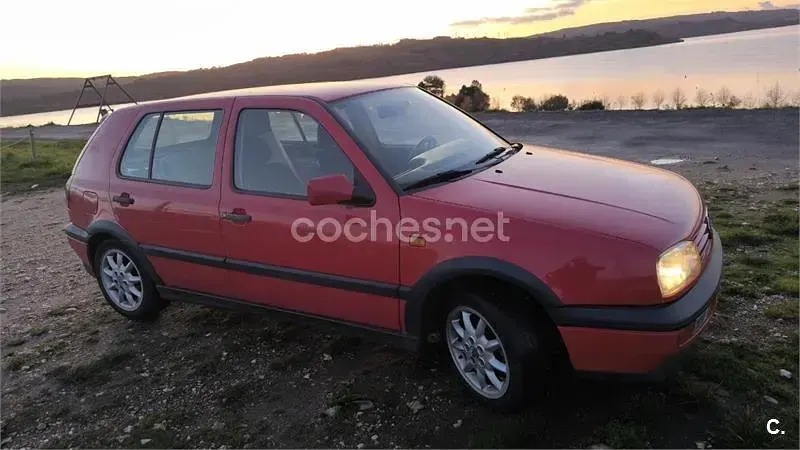 Usado VW Golf III GTI 115 CV (84 kW) 1995 Rojo Berlina