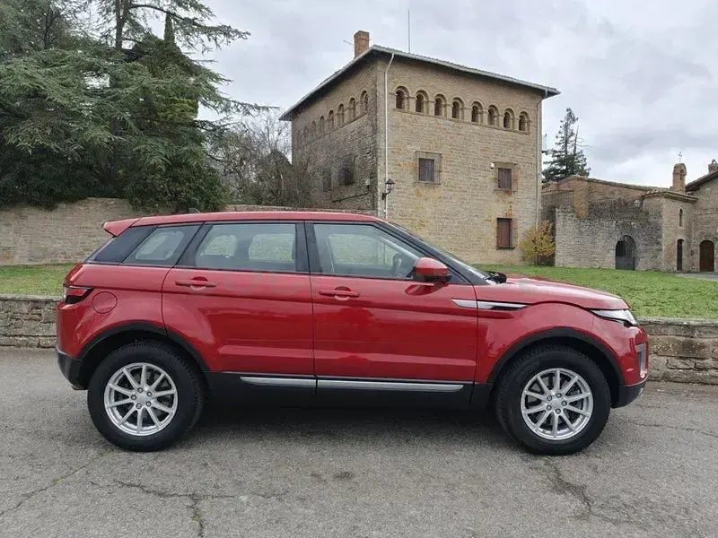 Usado Land Rover Range Rover evoque Pure 150 CV (110 kW) 2016 Granate SUV